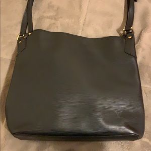 Authentic Louis Vuitton crossbody bag